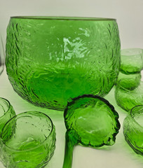Vintage MCM Italian Empoli Crinkle Glass Green Punch Bowl & laddle