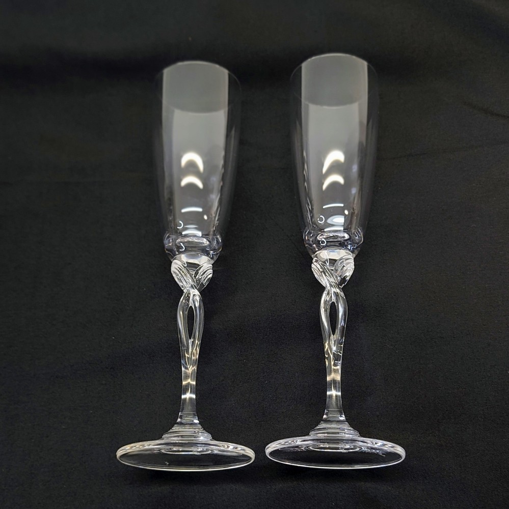 Oneida Toujours Crystal Champagne Flutes Set of 2 Twisted Stem Toasting Glasses