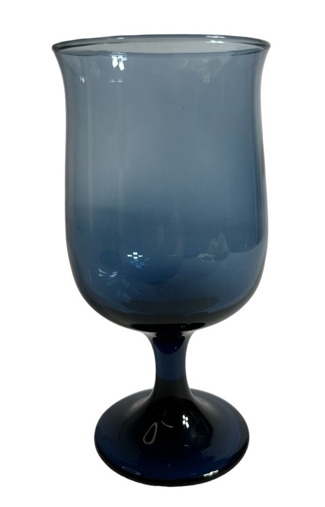 1970’s Libbey 8 oz Dusky Blue Indigo 5 5/8″ Tulip Stemware Wine Glass Goblet