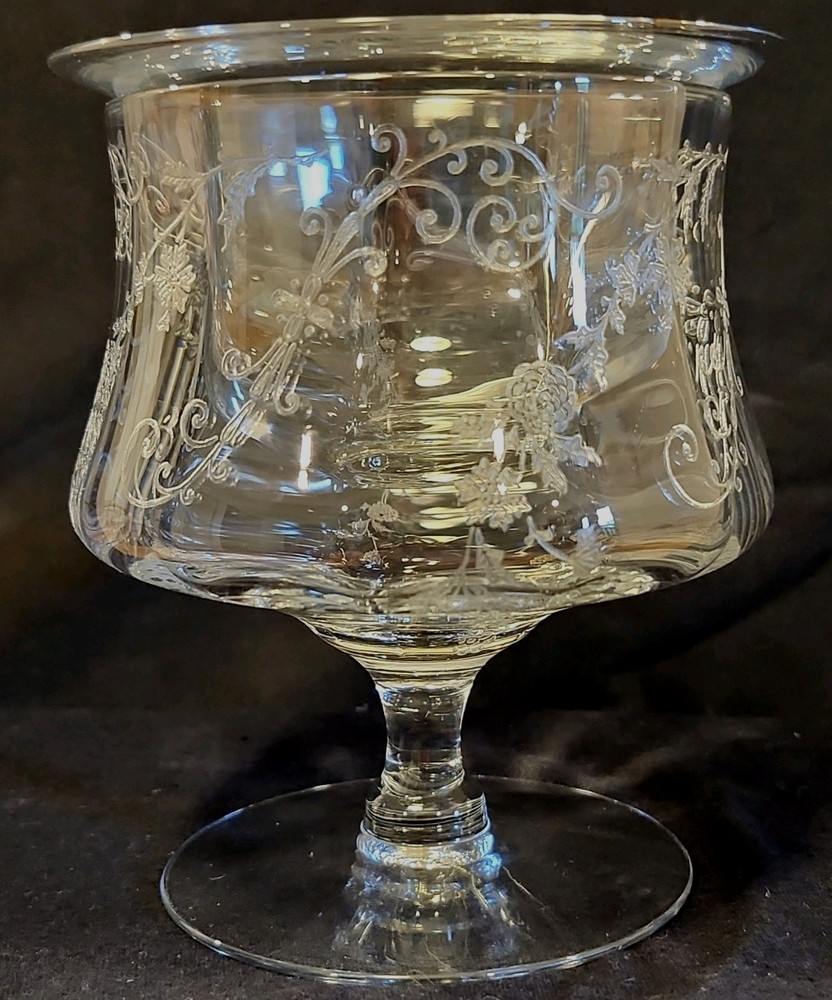 11 Cambridge Glass, Clear Etched, Elaine Seafood Icer, 2-piece Set