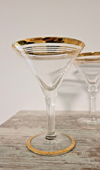 Set Of 5 Vintage MCM martini Glasses Gold Rings 5″ retro