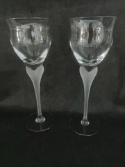 Mikasa Set of 2 Vintage Sea Mist Crystal Wine Glasses Frosted Ribbed Stems 9.25″