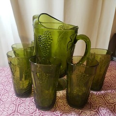 Vtg Indiana Glass Green Colony Harvest Grape Pitcher & Drinking Tumblers