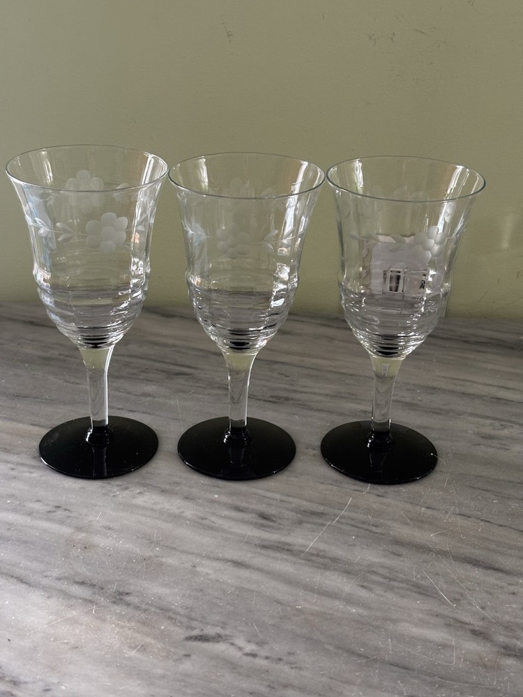 Set Of 3 Vintage Etched Glasses Black Base