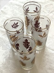 22 Pieces – Vintage Libby Frosted Golden Leaf Glass with Accessories