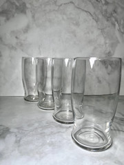 VTG OLD FASHIONED CLASSIC CLEAR BELLSHAPED TEA WATER JUICE GLASSES 5 1/4″ TALL