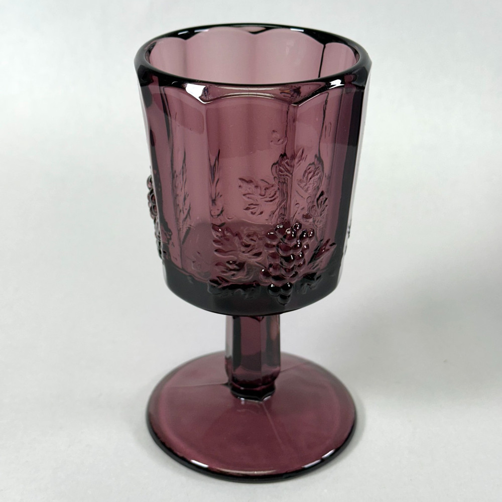 Westmoreland Panel Grape Amethyst Glass Goblet 5 7/8″ Vintage 1940s