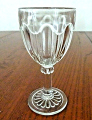 *COLONIAL KNIFE & FORK CLEAR 2 1/2 OZ WINE STEM ANCHOR HOCKING-B35-E