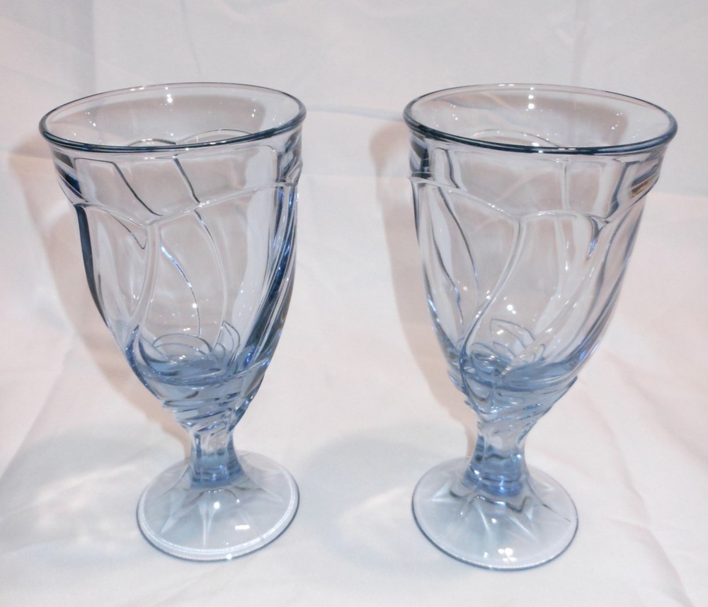 Noritake Sweet Swirl Stemmed Water Iced Tea Glasses Light Blue 12 Ounce Set of 2