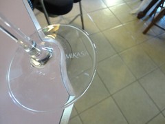 Mikasa Cheers set of 2 balloon 22 oz wine glasses -mint