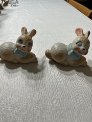 Set Of 2 Rare Mcm Vintage Ceramic Bunnies With Glittery Bows 4 “W X 3” H OBO