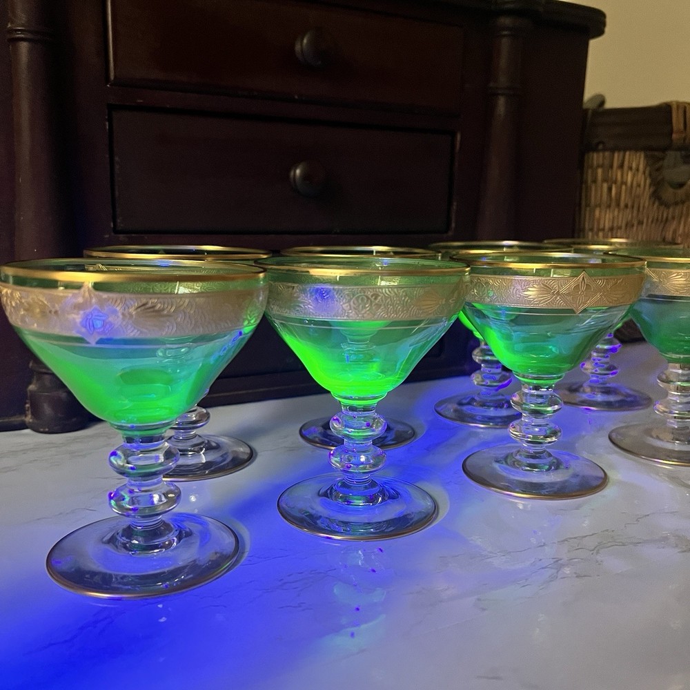 Bryce Bros Uranium Glass Sherbet Glasses Set 8 Green Gold Encrusted Elegant