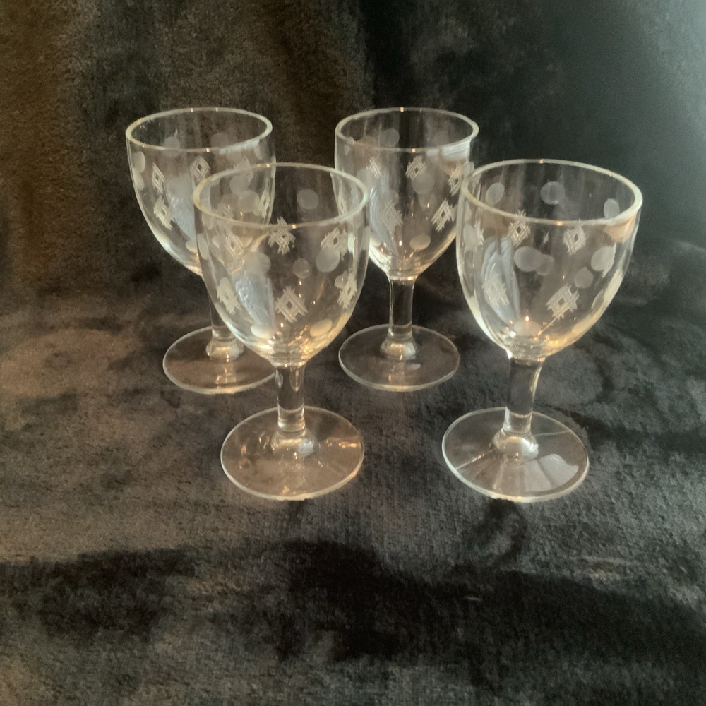 Vintage Set Of 4 Etched Stemmed Geometric Pattern Goblets Glasses 4 3/8”T 2 1/4D