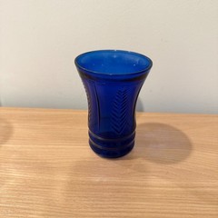 Maryland Glass Co. Feather 4.5″ Cobalt Blue Flat Water Tumbler