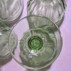 Vintage Green Uranium Vaseline Set Of 6 Champagne/Sherbet Dessert Coupe Set Glow