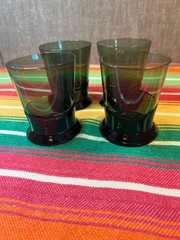 Set Of 4 Pier 1 Double Dip Green 6 Oz Footed Glass Tumblers 3.5″ Tall – Barware