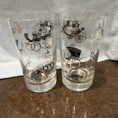 2 Vintage Libbey Black And Gold Horseless Carriage 8oz Juice Glasses