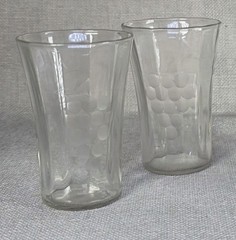 VTG Set of 4 Etched Grape Vine Shot Glasses 2 Oz. Cordial Liqueur Clear Glass