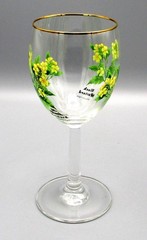 Royal Worcester WORCESTER HERBS Black Mustard Wine Glass Botanical & Gold Trim