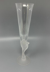 Sasaki Crystal Champagne Flute Frosted Dove Bird Wings Outstretched 9.25″ Tall