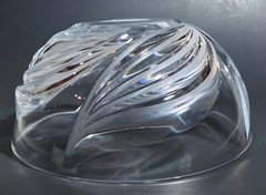 Vintage Frosted Raised Leaf Swirl Design – CRYSTAL SERVING BOWL – 9” – 2.5qts