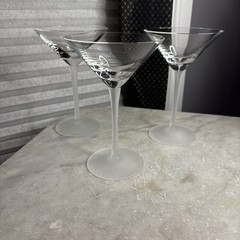 Mikasa»Cachet Frost» Martini Glasses/3 Crystal Martini’s Satin Frosted Stems