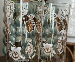2 Atomic MCM Healthways Nautilus Aquatic Fitness Gold Textured Tumblers Glasses