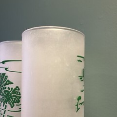 Vintage Set Of 4 Frosted Glass Vacation Themed palm trees sailboats Tumblers 430