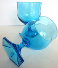 2 Anchor Hocking Flair Blue Laser Multi Sided Foot Champagne Tall Sherbet 4 5/8″