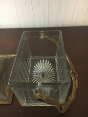 1 Crystal Biscuit Box