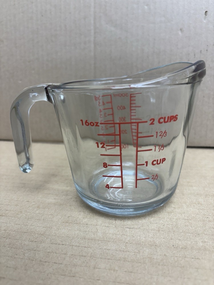 #G95 Anchor Hocking Company “2 CUP SIZE” Clear Glass Graduated Measuring Cup