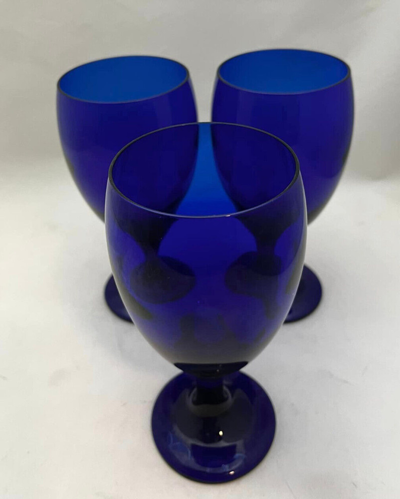 Premiere Cobalt Blue Ice Tea Glasses by LIbbey Glass (set of 3)