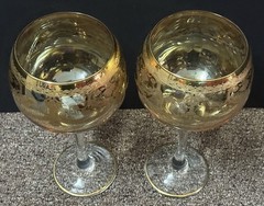 Pair Of Floral Decorative Glass Crystal Wine Champagne Glasses Goblets Cups