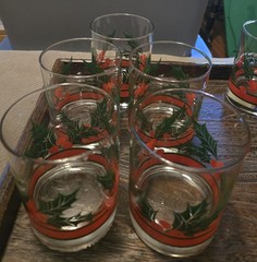 Vintage Libby Christmas Holly & Berries Rocks Low Ball Glasses Set Of 4 Or 5