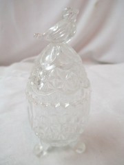 Vintage Hofbauer Crystal Byrdes footed Egg Trinket Jar Bird Finial