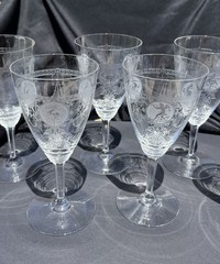 Heisey Pied Piper Etched Crystal Water Goblet Set of Six, 1 Has A Chip On Top