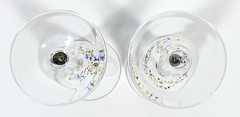 Set 2 Hand Blown Confetti Speckled Dots Champagne Flutes Glasses 11″ Tall Vtg