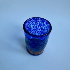 Unique Handblown Cobalt Blue Glass Copper Band Cup Tumbler Vase Art 5.75″ Tall