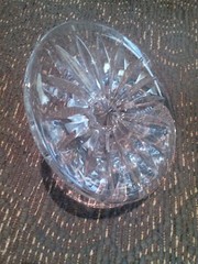 BEAUTIFUL CRYSTAL CUT GLASS BISCUIT / CANDY COVERED JAR APPROX. 6 IN. TALL
