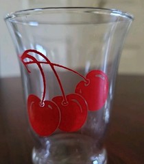 4 Vintage Mid Century Libbey Clear W/ «Red Cherries» Juice Glasses 3” Tall