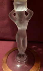 Set of 2 Vintage Bayel Bacchante Frosted Nude Champagne Coupes EUC