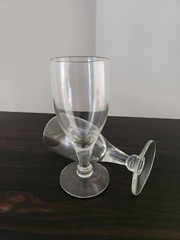 4 Footed Stemmed 4 oz Water Juice Wine Glasses Clear Smooth 2 styles