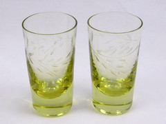 8 Pc Set Vtg Etched Flowers Blown Glass 2.5″ Shot Glasses Cordials Liqueur Mini