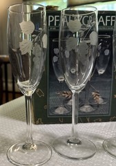 Pfaltzgraff Grapevine Flutes. Set Of 4 5 3/4 Oz