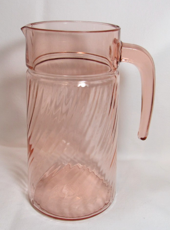 Cristal D’Arques Durand France ROSALINE PINK 48 Ounce Swirl Pink Optic PitcherGC