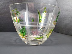 Fifth Avenue Crystal Bowl Hand Cut Floral Designs Painted Geometric 9″ Across