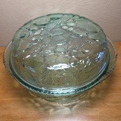 Libbey Orchard 3 QT. Fruit Green Glass Embossed Deep Casserole Dish Lid Baking
