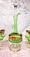 Venetian Green Glass Decanter Bottle W/ 6 Glasses 16.5″ Gold Gilt Italy Vintage