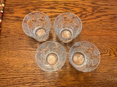 Laura Glassworks Daisy Floral 4″ tall Double Old Fashioned Tumblers (set of 4)