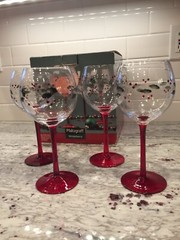 4 Pfaltzgraff Winterberry Fluted Goblet/Wine Glass Hand Painted & Etched Stripes